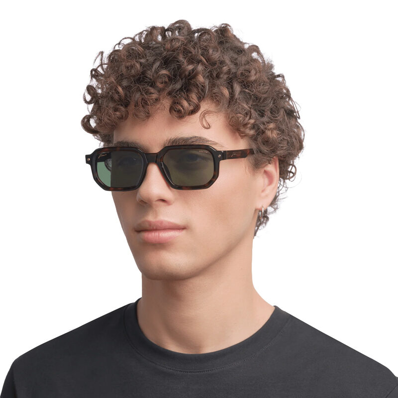 ZAC EFRON X POLICE SPLU82 0722 53